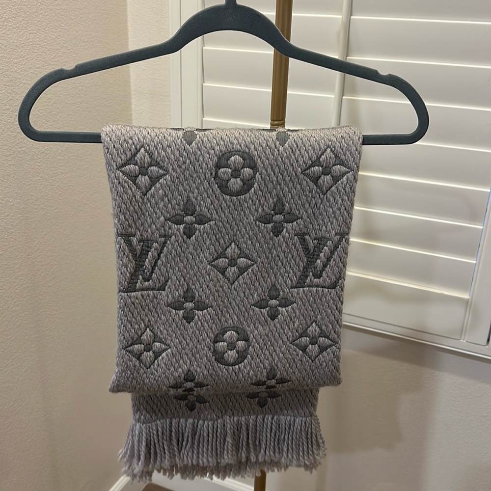 Authentic Louis Vuitton Wool/Silk Scarf